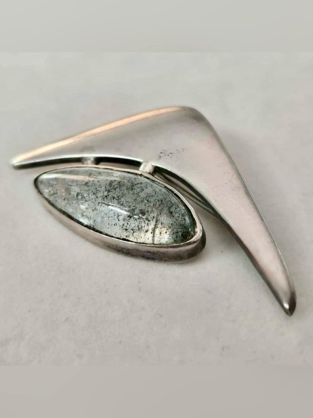 Minimalist Mid C Modern Silver Boomerang Brooch with Gem Cabochon - Unsigned